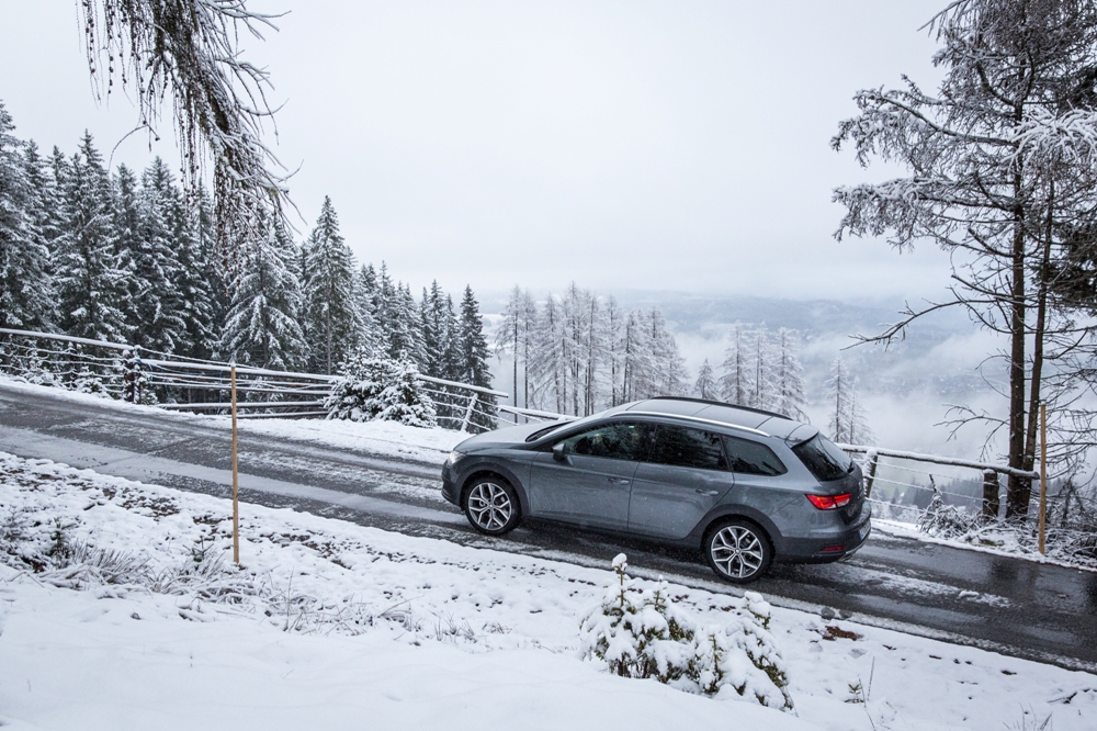 Conducir nevando y sobre nieve